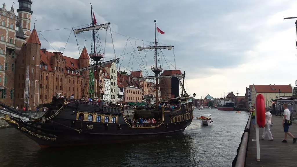 H&T Old Town Szeroka 77 Daire Gdansk Polonya